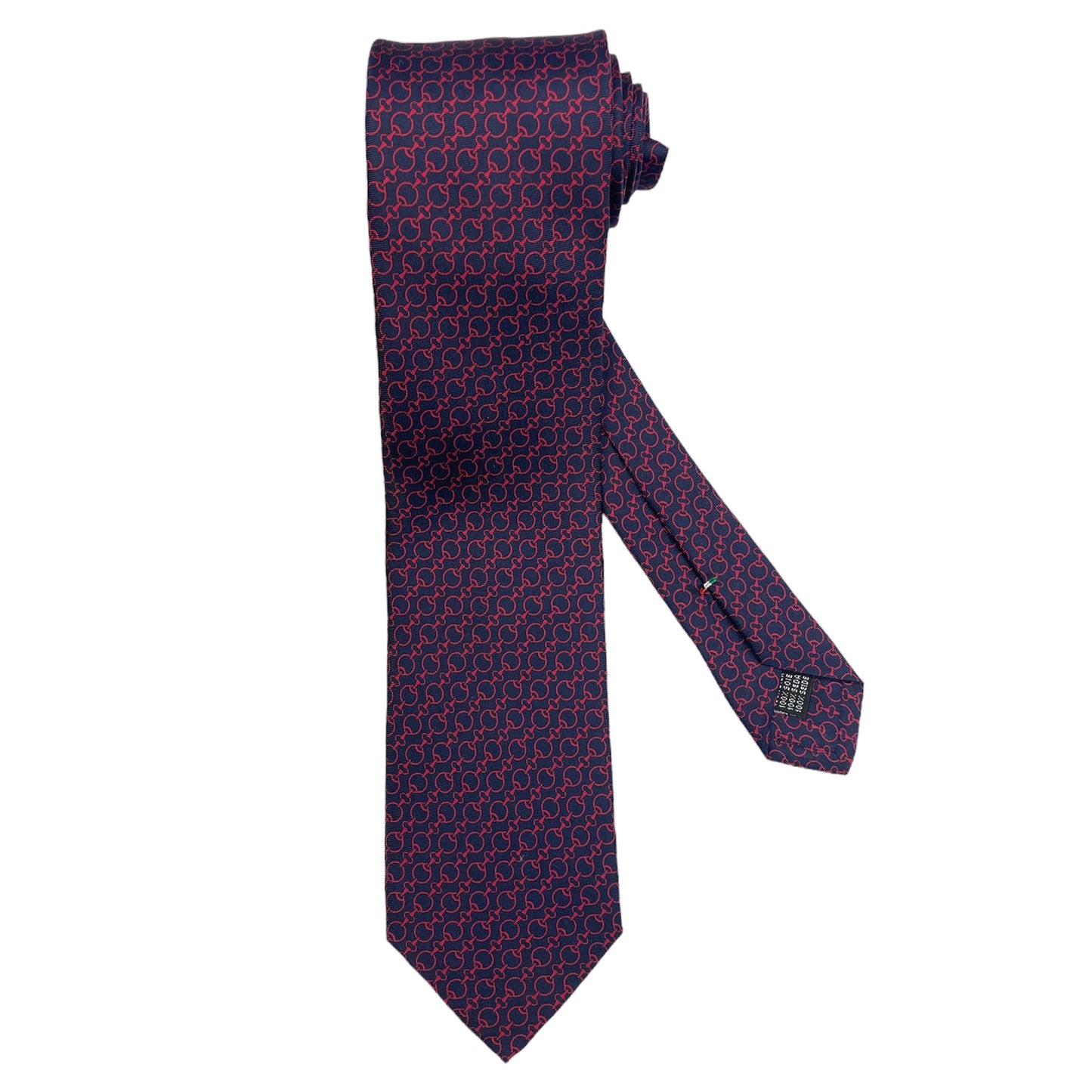 Cravatta Uomo Blu Navy con Fantasia a Catena Rossa – Elegante e Raffinata